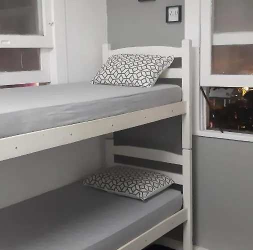 Dormitory Room Female only